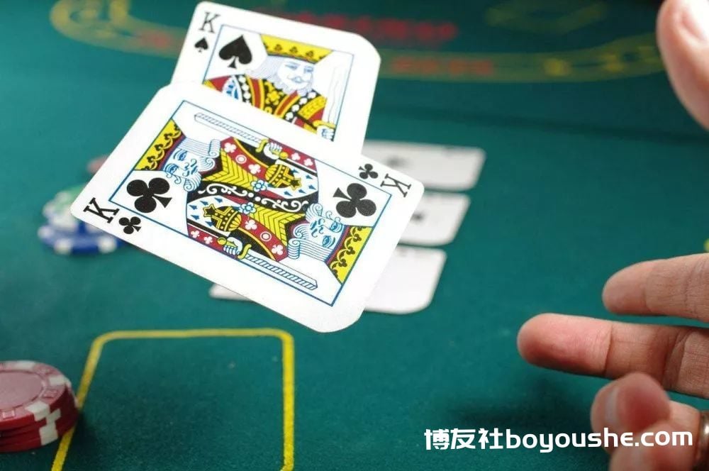盘点对方主动亮牌的4种动机,知道了你就可以盘回去
盘点对方主动亮牌的4种动机,知道了你就可以盘回去