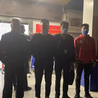 南阳市宛城区公安分局打掉一个为境外赌博网站提供资金结算服务的犯罪团伙
南阳市宛城区公安分局打掉一个为境外赌博网站提供资金结算服务的犯罪团伙