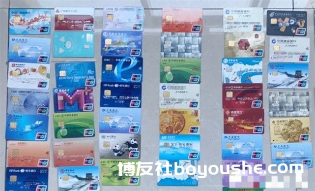江苏连云港:为境外网络赌博洗钱,12名嫌疑人落网,涉案资金流水上亿元
江苏连云港:为境外网络赌博洗钱,12名嫌疑人落网,涉案资金流水上亿元