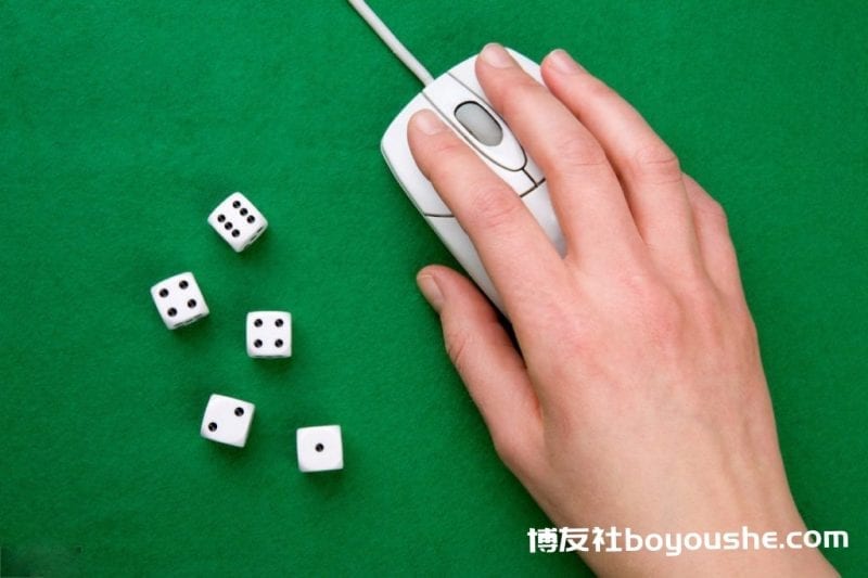 中国警方破获境外赌博团伙 诈骗案件洗钱超过1亿
中国警方破获境外赌博团伙 诈骗案件洗钱超过1亿
