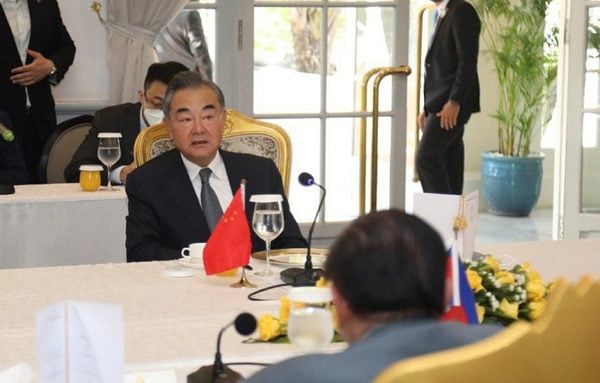 王毅希望柬埔寨彻底杜绝网络赌博
王毅希望柬埔寨彻底杜绝网络赌博