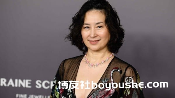 再卖美高梅国际持股套利 何超琼背后打什么算盘?
再卖美高梅国际持股套利 何超琼背后打什么算盘?