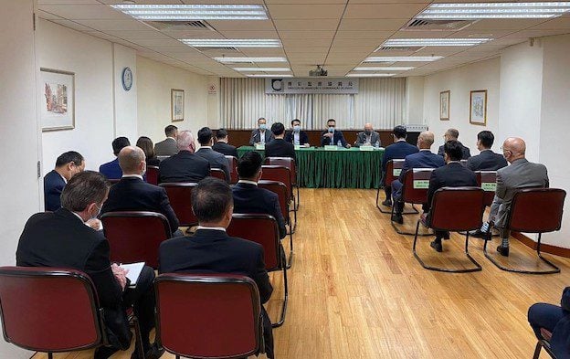 澳门政府赞扬赌场运营商在打击新冠肺炎和犯罪方面的帮助
澳门政府赞扬赌场运营商在打击新冠肺炎和犯罪方面的帮助