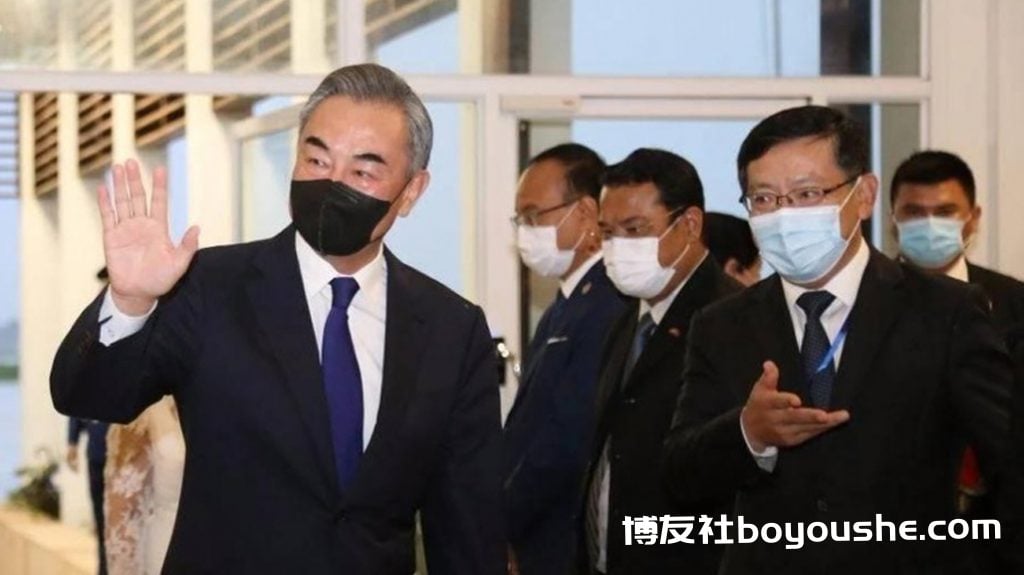 王毅希望柬埔寨彻底杜绝网络赌博
王毅希望柬埔寨彻底杜绝网络赌博