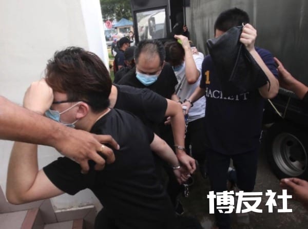 廖顺喜集团被控洗钱犯罪 其2胞弟等嫌犯首上庭
廖顺喜集团被控洗钱犯罪 其2胞弟等嫌犯首上庭